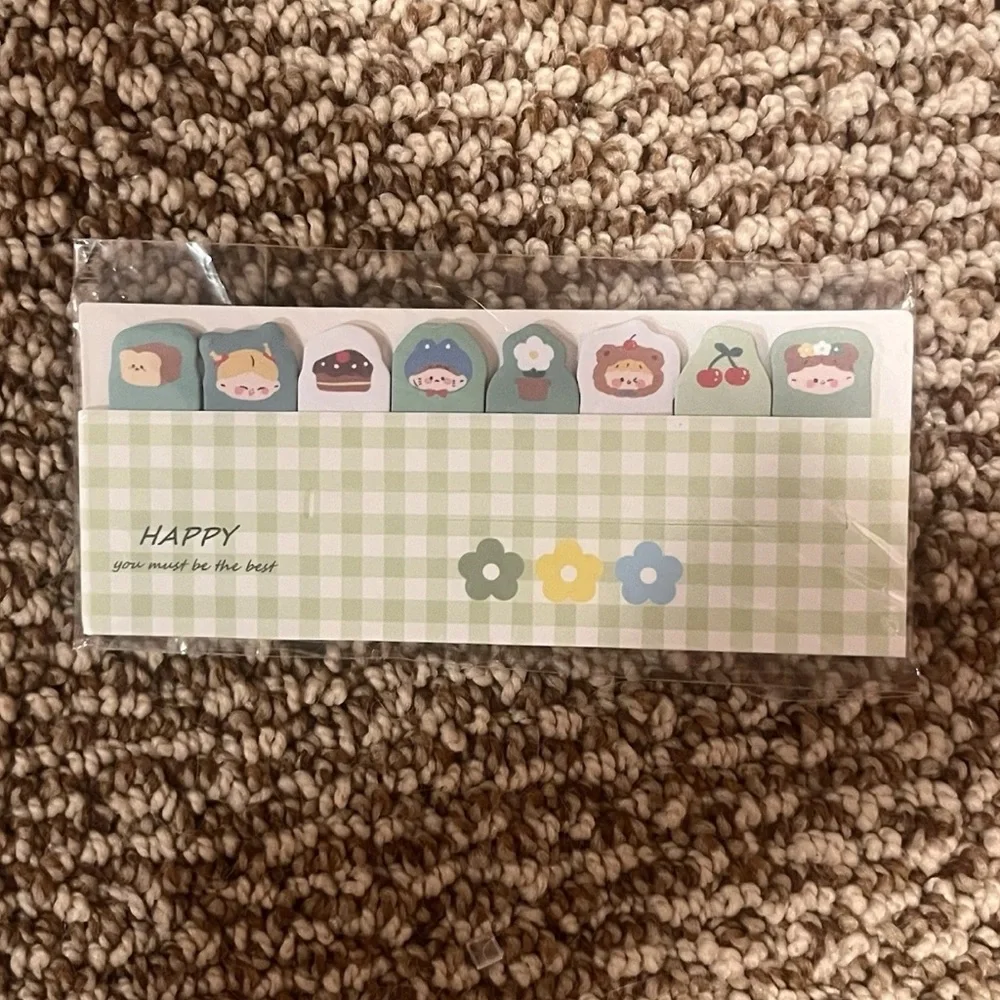 NWT🎉 Hongxu set of 5 kawaii sticky note tabs — bakery, gingham, bears, animals